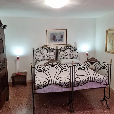 Il Grillo * Fossato di Vico